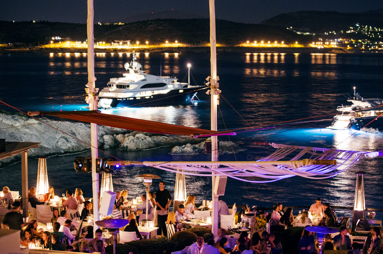 Athens nightlife has a sophisticated collection of rooftop bars, wine bars. Athens Nightlife The Best Spots To Party In Athens This Season The Travelporter