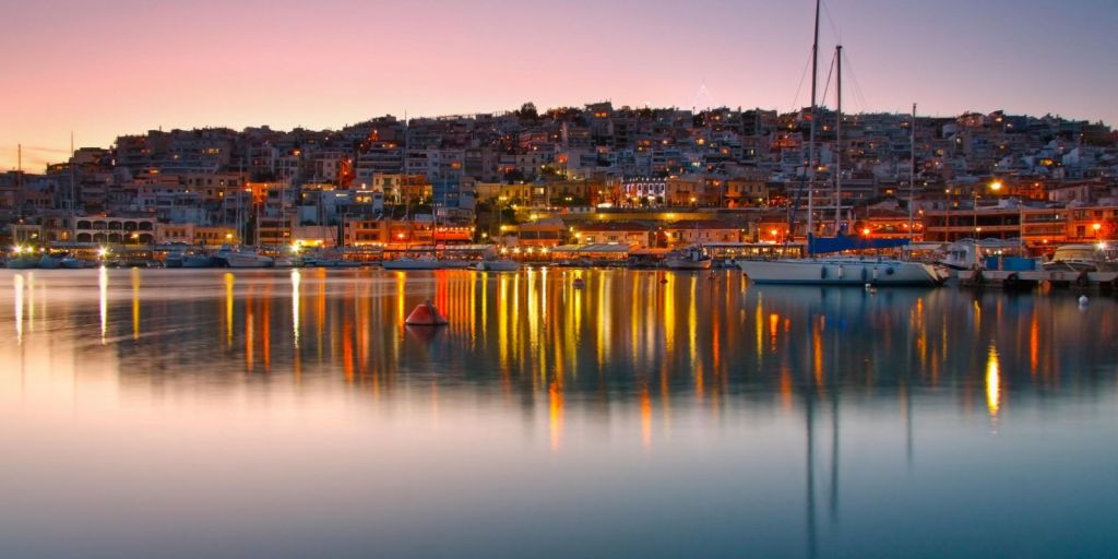 Exploring Athens Sightseeing At Night Package