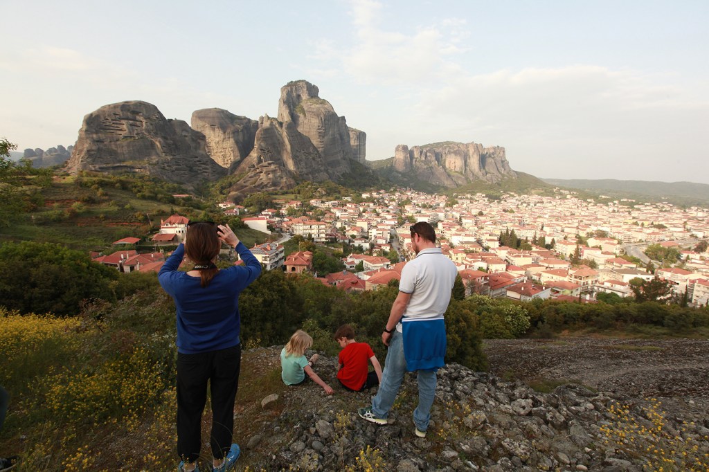 Meteora To Athens Train Package